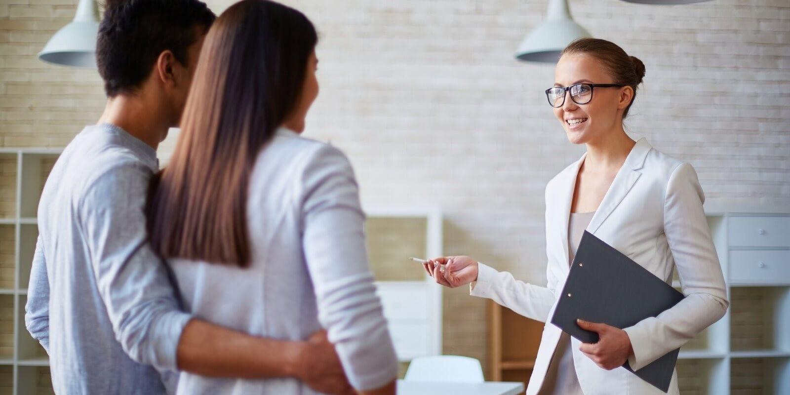 Who pays the real estate agent's commission?